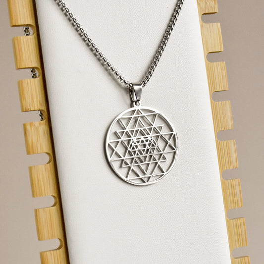 Collar Sri Yantra - Acero Inoxidable